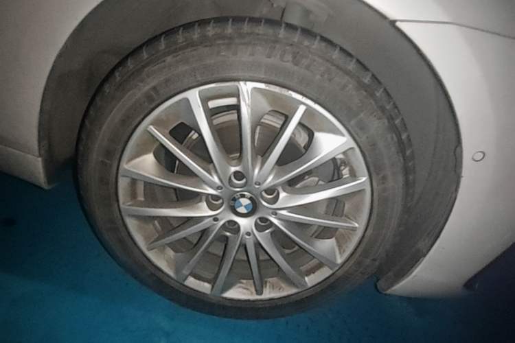 Used BMW 2 Series Active Tourer 2018 218i Leading Model Right Front Wheel Hub