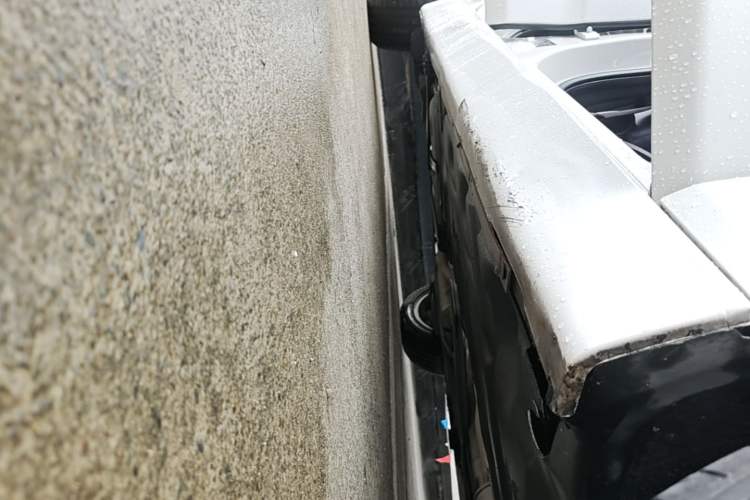 Used BMW 2 Series Active Tourer 2018 218i Leading Model Right Side Sill