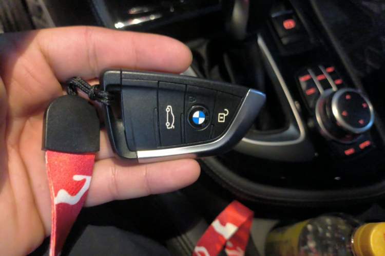 Used BMW 2 Series Active Tourer 2018 220i Luxury Package Vehicle Key