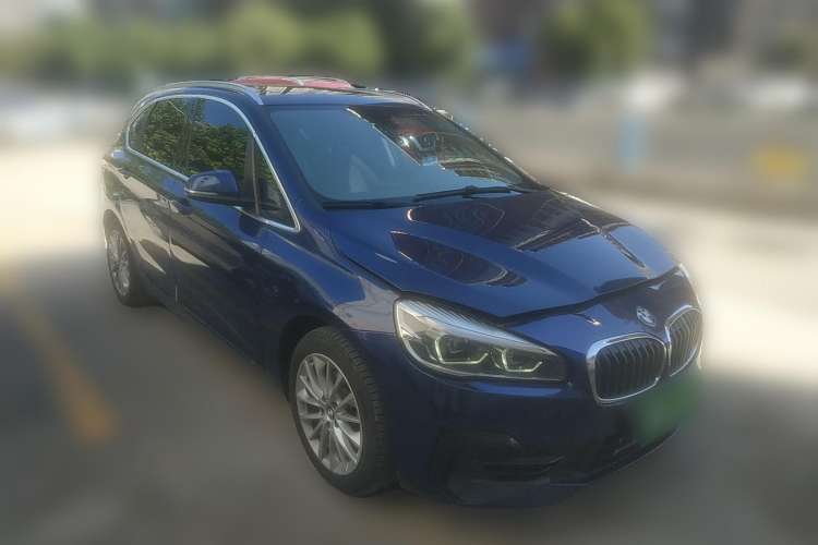 Used BMW 2 Series Active Tourer 2019 218i Leading Model Front Right 45 Deg