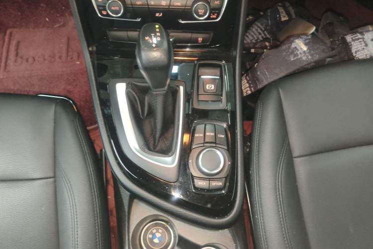 Used BMW 2 Series Active Tourer 2019 218i Leading Model Gear Lever
