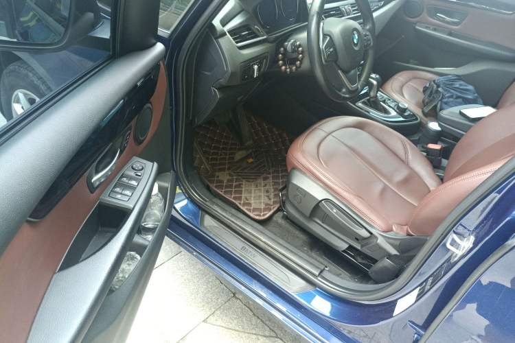 Used BMW 2 Series Active Tourer 2019 218i Fashion Model Interior 3