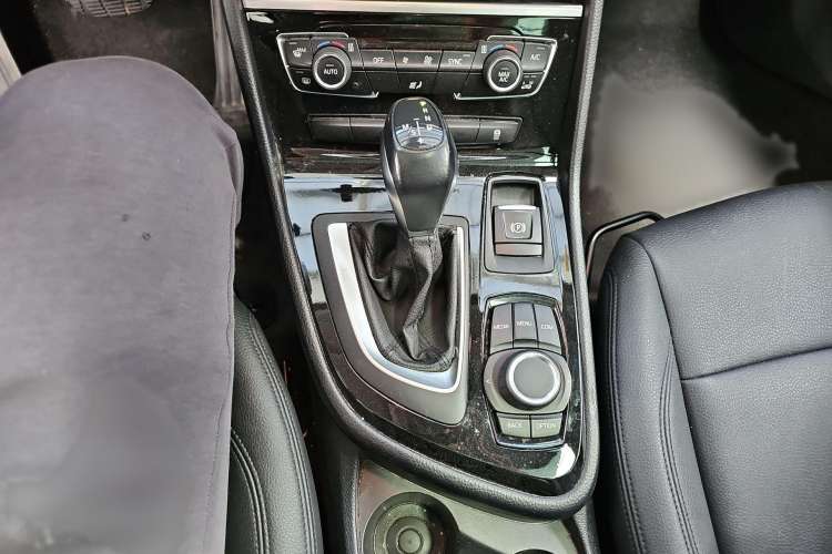 Used BMW 2 Series Active Tourer 2019 218i Leading Model Interior 6