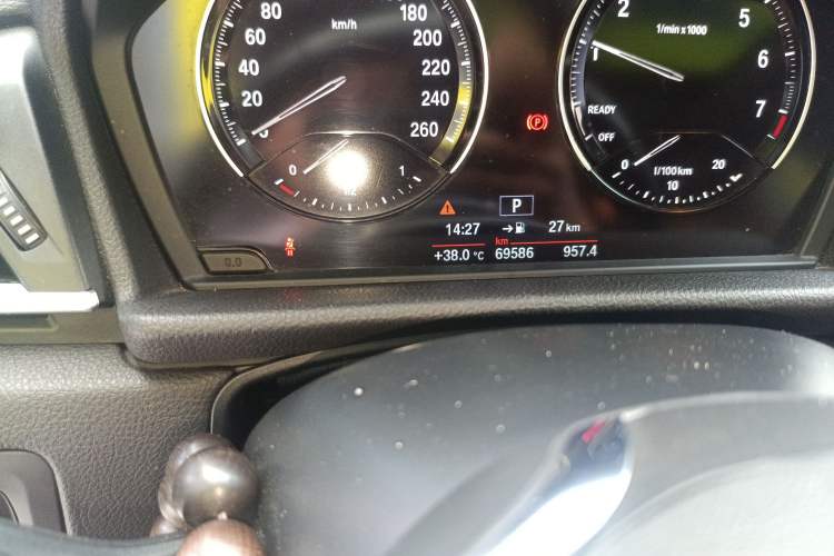 Used BMW 2 Series Active Tourer 2019 218i Fashion Model Odometer Close Up