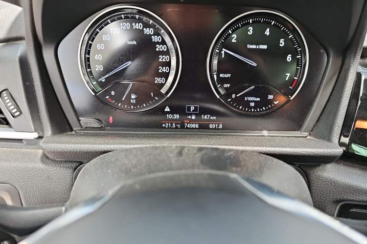 Used BMW 2 Series Active Tourer 2019 218i Leading Model Odometer Close Up