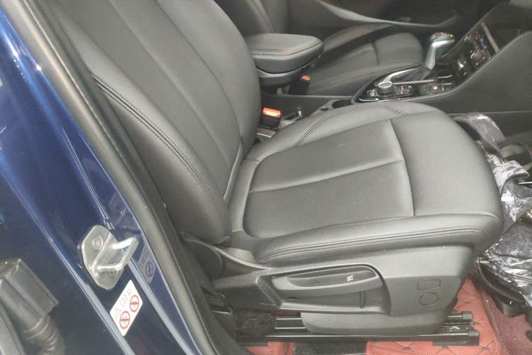 Used BMW 2 Series Active Tourer 2019 218i Leading Model Right Front Seat