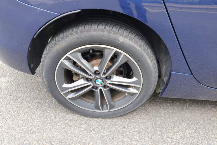 Used BMW 2 Series Active Tourer 2019 218i Luxury Sports Package Right Rear Wheel Hub