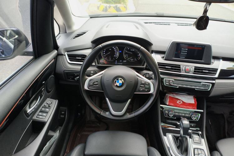 Used BMW 2 Series Active Tourer 2019 218i Luxury Sports Package Steering Wheel