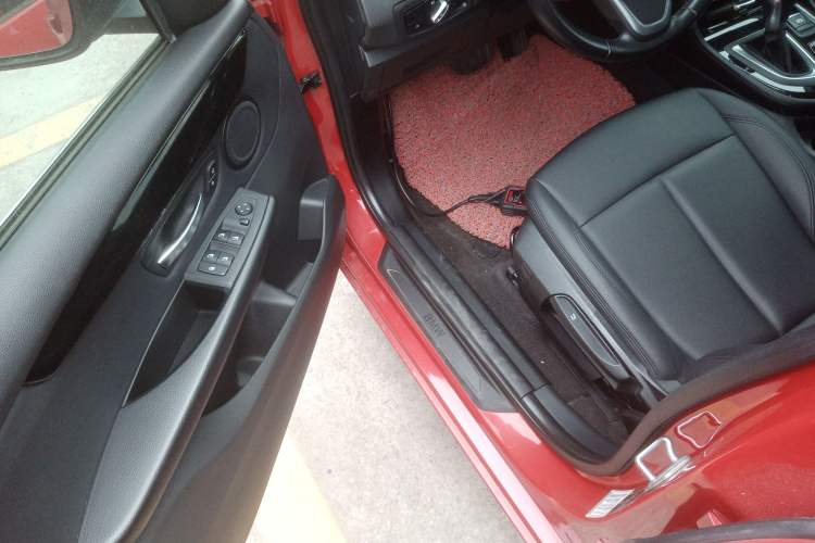 Used BMW 2 Series Active Tourer 2019 218i Leading Model Driver Seat