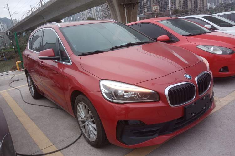 Used BMW 2 Series Active Tourer 2019 218i Leading Model Front Right 45 Deg