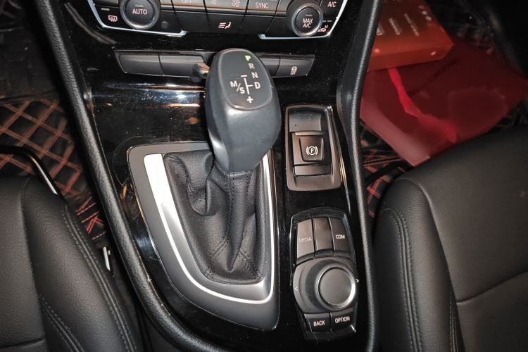 Used BMW 2 Series Active Tourer 2019 218i Leading Model Gear Lever