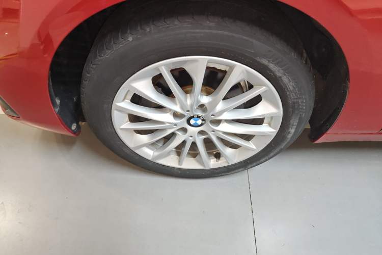 Used BMW 2 Series Active Tourer 2019 218i Leading Model Left Front Wheel Hub