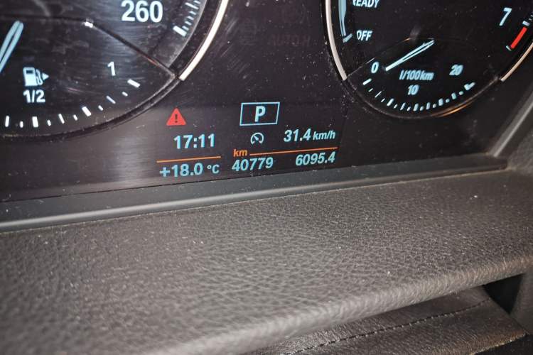 Used BMW 2 Series Active Tourer 2019 218i Leading Model Odometer Close Up