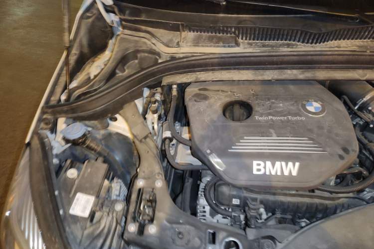 Used BMW 2 Series Active Tourer 2019 218i Luxury Sports Package Engine Bay Right