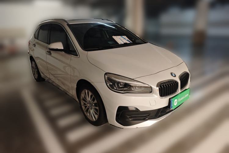 Used BMW 2 Series Active Tourer 2019 218i Leading Model Front Right 45 Deg
