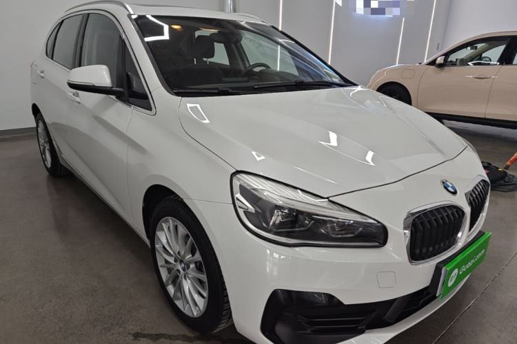 Used BMW 2 Series Active Tourer 2019 218i Leading Model Front Right 45 Deg