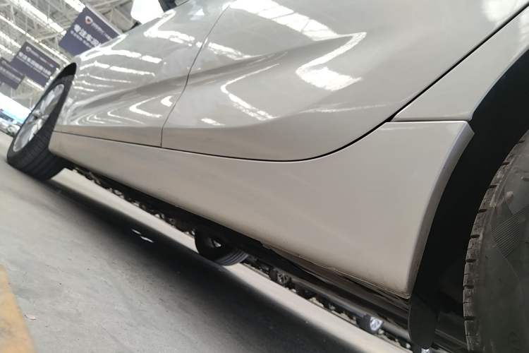 Used BMW 2 Series Active Tourer 2019 218i Leading Model Left Side Sill