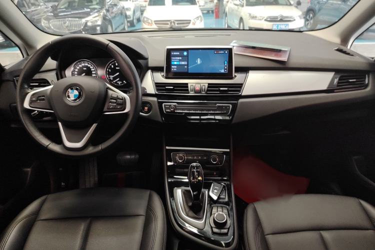 Used BMW 2 Series Gran Tourer 2019 220i Leading Model Gear Lever