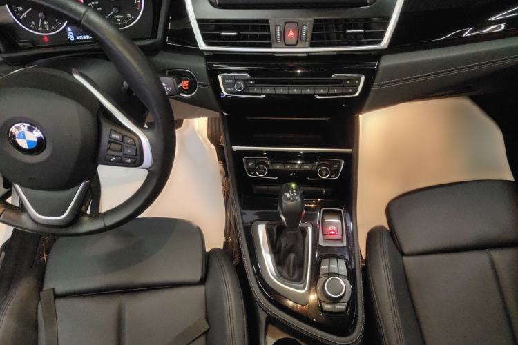 Used BMW 2 Series Gran Tourer 2015 218i Sports Design Package Gear Lever