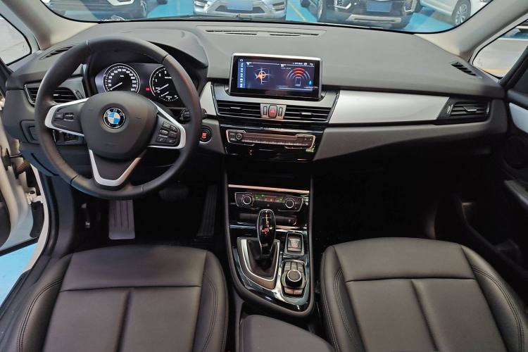 Used BMW 2 Series Gran Tourer 2019 220i Leading Model Interior 3