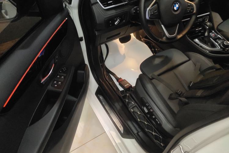 Used BMW 2 Series Gran Tourer 2015 218i Sports Design Package Interior 3