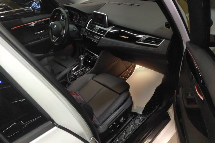 Used BMW 2 Series Gran Tourer 2015 218i Sports Design Package Right Front Seat