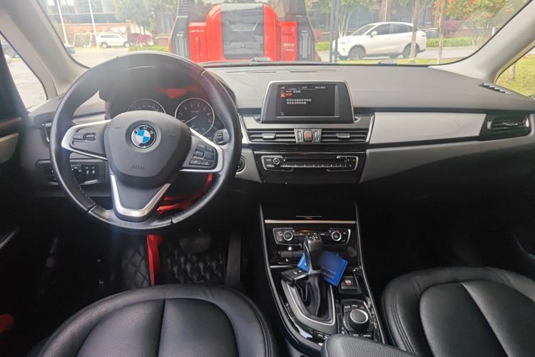 Used BMW 2 Series Gran Tourer 2015 218i Leading Model Center Console