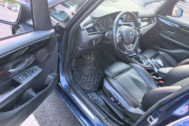 Used BMW 2 Series Gran Tourer 2015 218i Sports Design Package Driver Seat