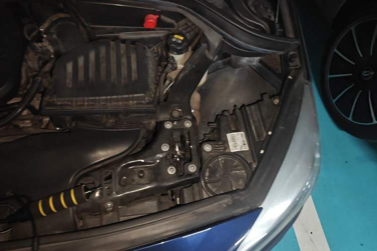 Used BMW 2 Series Gran Tourer 2015 218i Leading Model Engine Bay Left