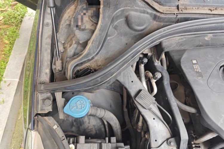 Used BMW 2 Series Gran Tourer 2015 218i Leading Model Engine Bay Right