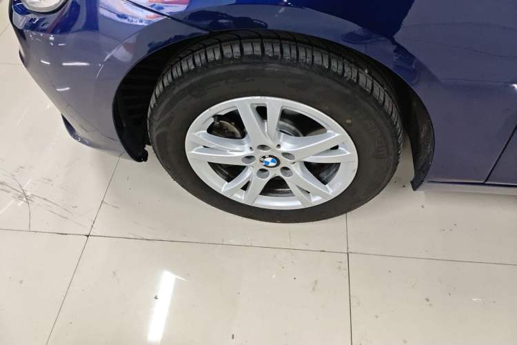 Used BMW 2 Series Gran Tourer 2015 218i Leading Model Exterior 4