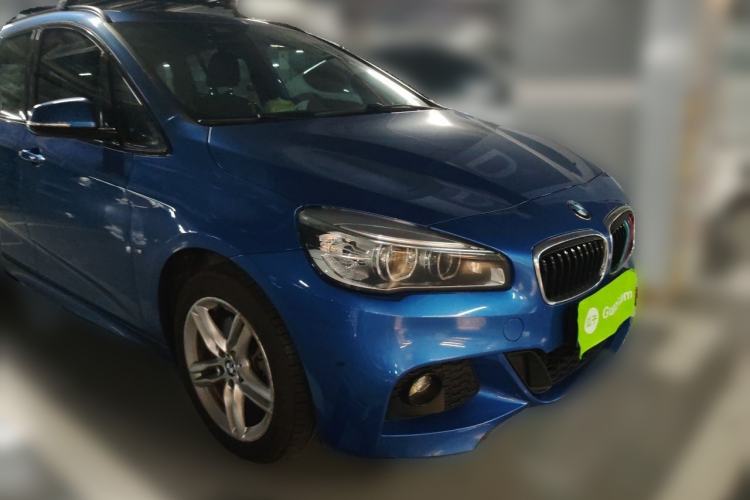 Used BMW 2 Series Gran Tourer 2015 218i Sports Design Package Front Right 45 Deg