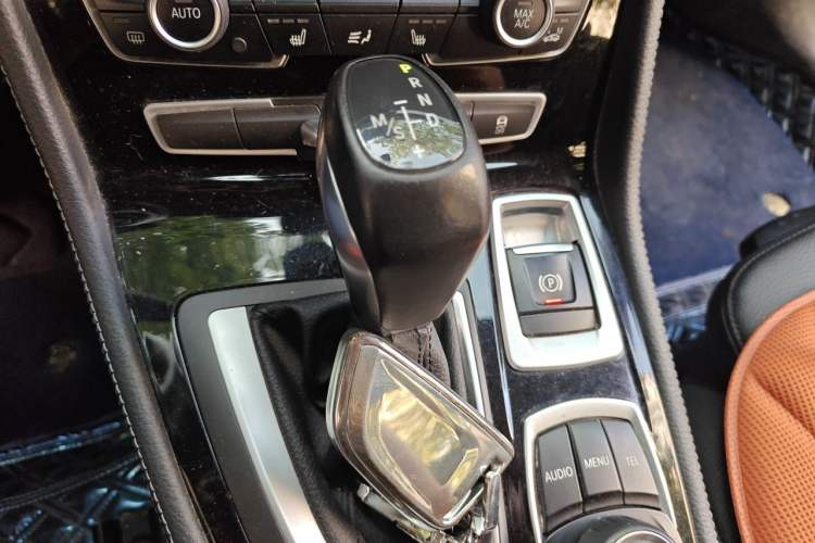Used BMW 2 Series Gran Tourer 2015 218i Sports Design Package Gear Lever