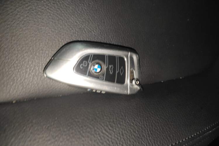 Used BMW 2 Series Gran Tourer 2015 218i Sports Design Package Interior 1