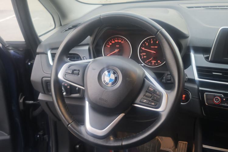 Used BMW 2 Series Gran Tourer 2015 218i Sports Design Package Interior 2