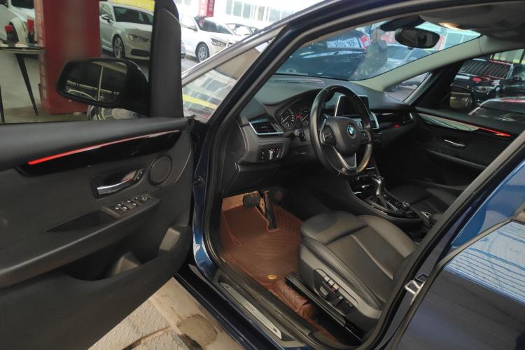 Used BMW 2 Series Gran Tourer 2015 218i Sports Design Package Interior 3