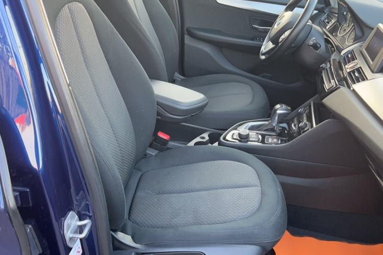 Used BMW 2 Series Gran Tourer 2015 218i Leading Model Interior 3