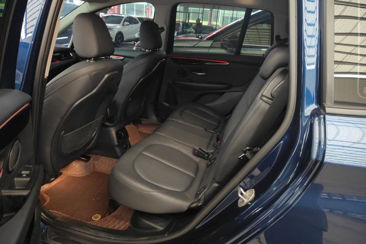 Used BMW 2 Series Gran Tourer 2015 218i Sports Design Package Interior 4