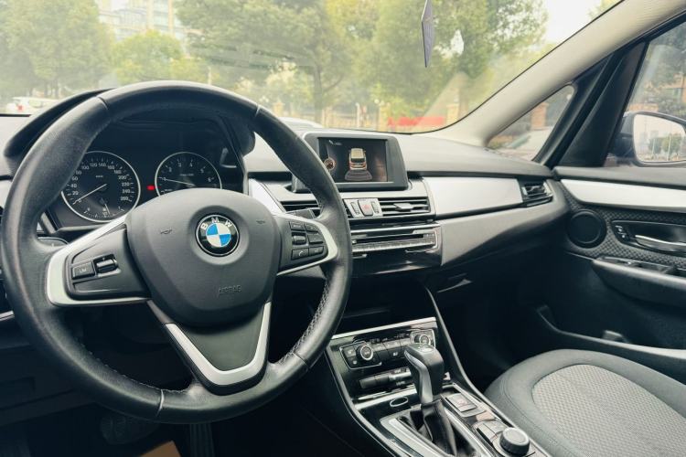 Used BMW 2 Series Gran Tourer 2015 218i Leading Model Interior 6