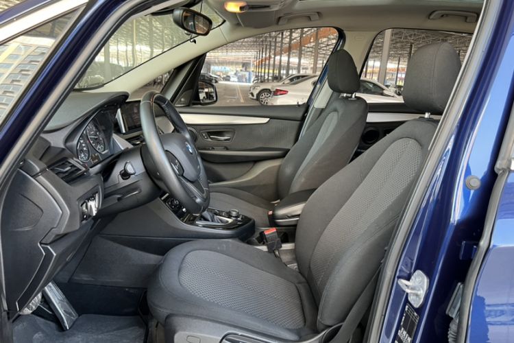 Used BMW 2 Series Gran Tourer 2015 218i Leading Model Interior 8