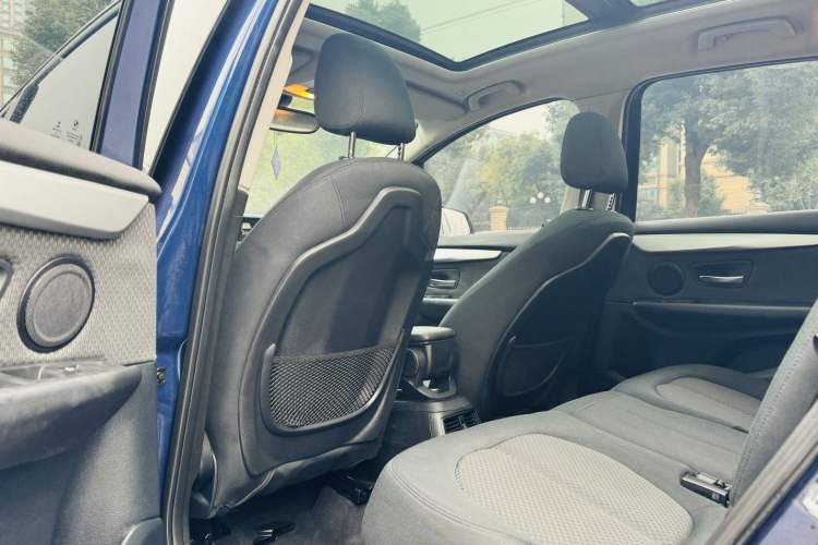 Used BMW 2 Series Gran Tourer 2015 218i Leading Model Interior 9