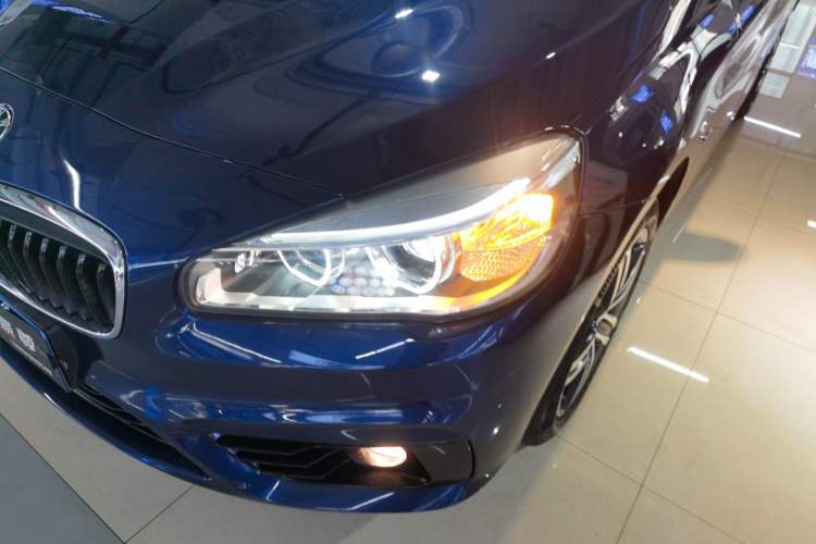 Used BMW 2 Series Gran Tourer 2015 218i Sports Design Package Left Front Headlight