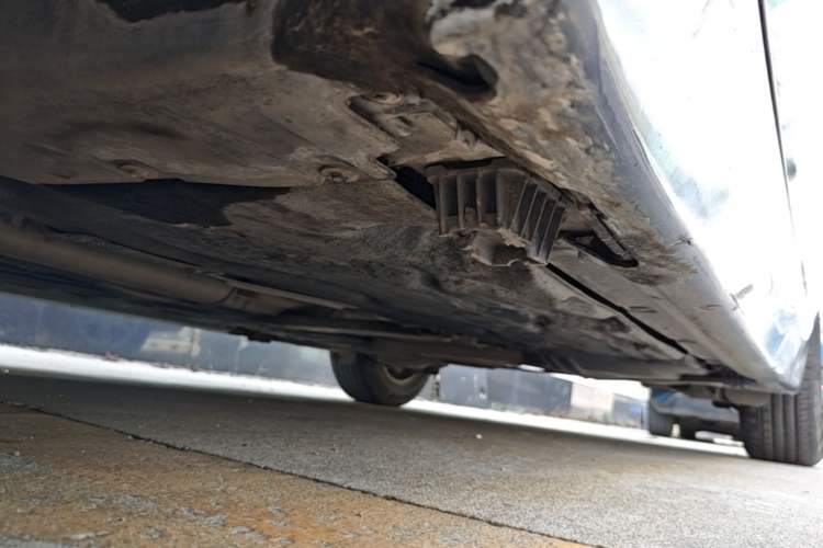 Used BMW 2 Series Gran Tourer 2015 218i Leading Model Left Side Sill