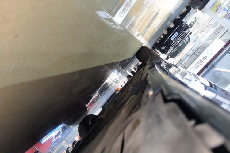 Used BMW 2 Series Gran Tourer 2015 218i Sports Design Package Left Side Sill