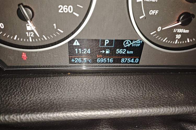Used BMW 2 Series Gran Tourer 2015 218i Sports Design Package Odometer Close Up
