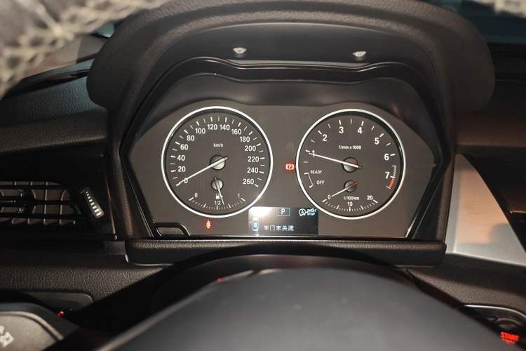 Used BMW 2 Series Gran Tourer 2015 218i Leading Model Odometer Close Up