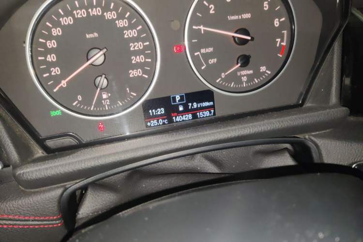 Used BMW 2 Series Gran Tourer 2015 218i Sports Design Package Odometer Close Up