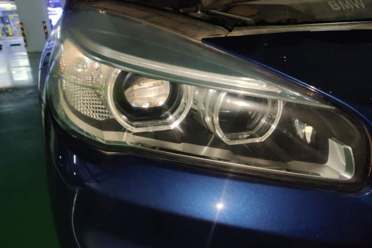 Used BMW 2 Series Gran Tourer 2015 218i Sports Design Package Right Front Headlight
