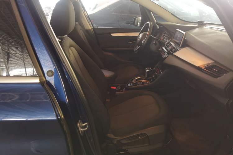 Used BMW 2 Series Gran Tourer 2015 218i Leading Model Right Front Seat