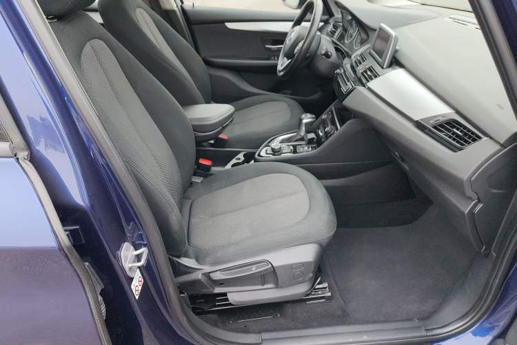 Used BMW 2 Series Gran Tourer 2015 218i Leading Model Right Front Seat